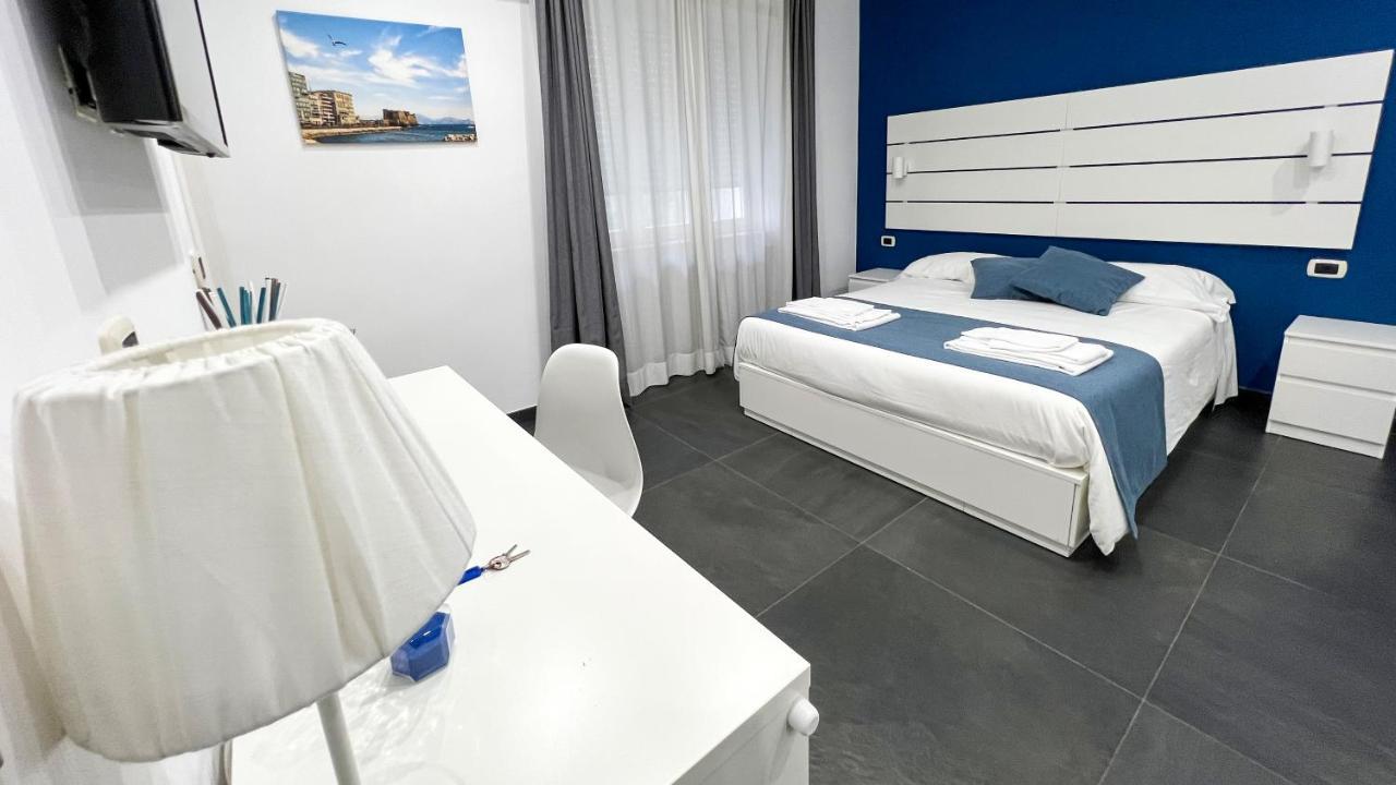 Soave Rooms Неаполь Екстер'єр фото